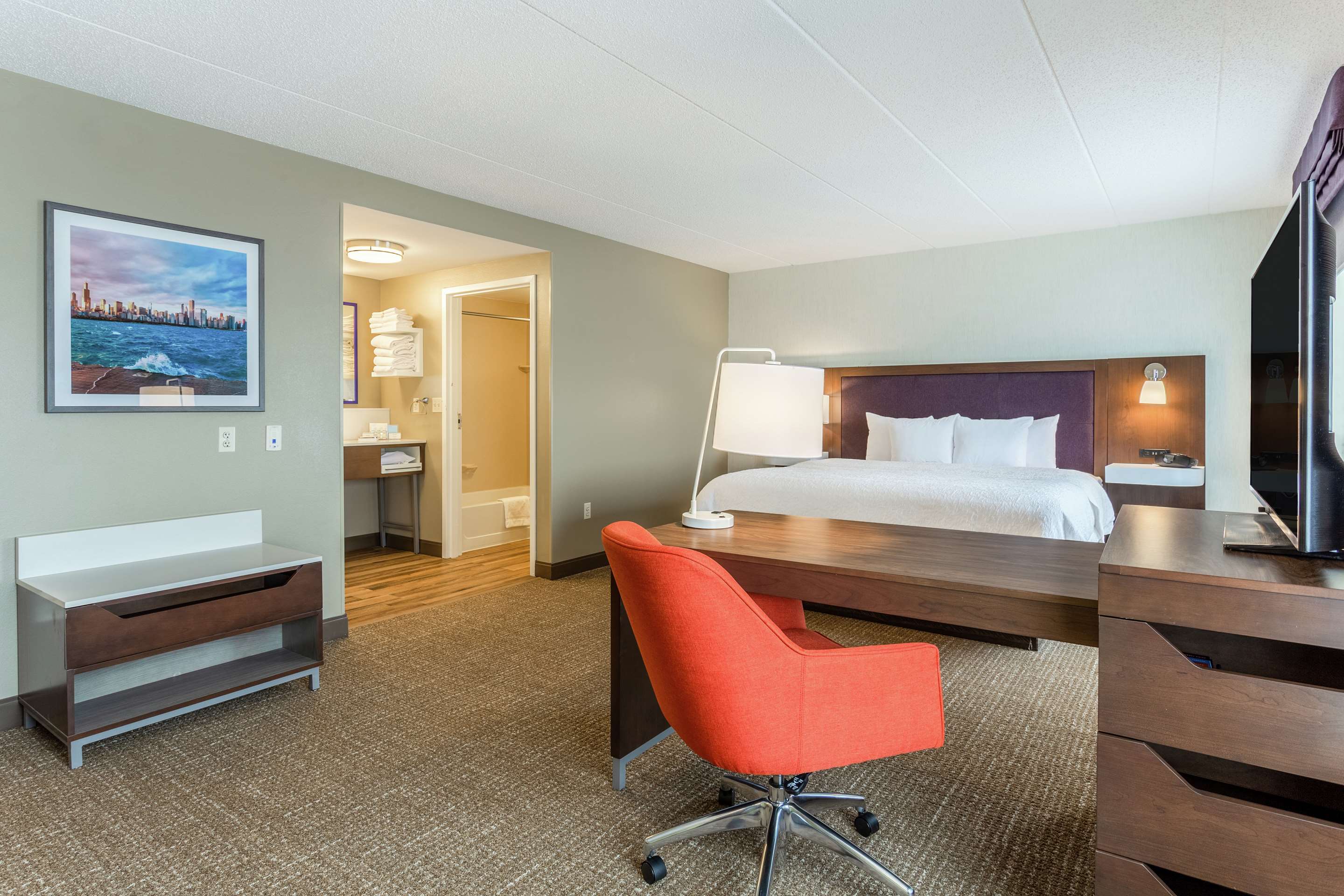 Guest room