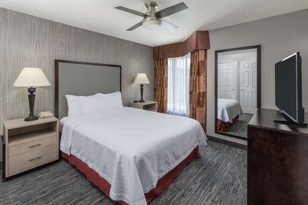  - Homewood Suites by Hilton Schaumburg