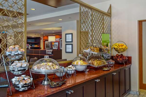 Restaurant - Hampton Inn Majestic Theatre District Chicago