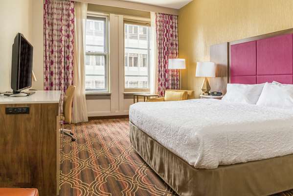  - Hampton Inn Majestic Theatre District Chicago