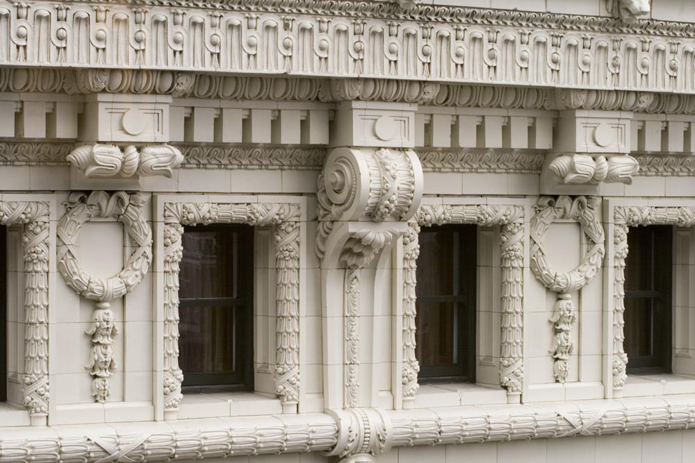 Exterior | Hampton Inn Majestic Chicago Theatre District