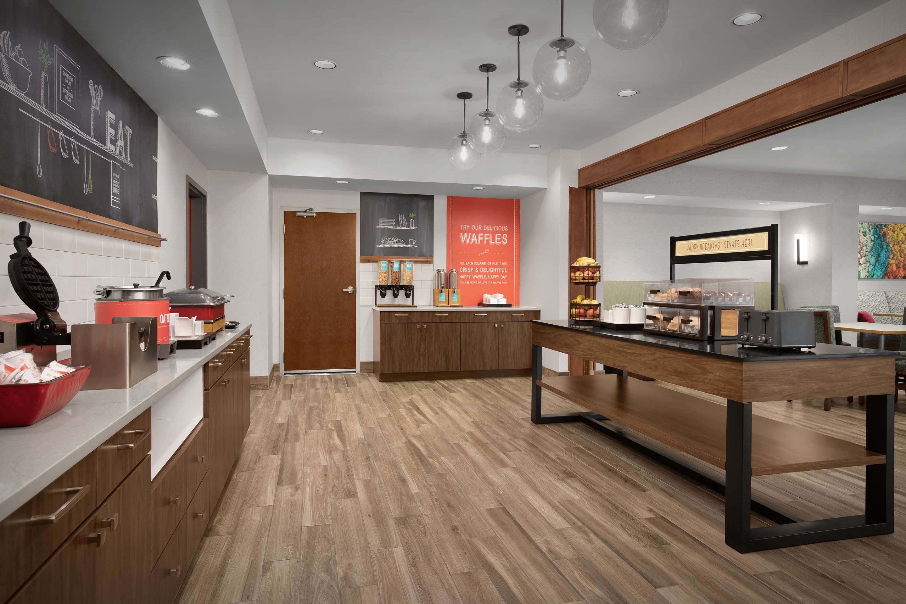 Breakfast Area | Hampton Inn Yorkville