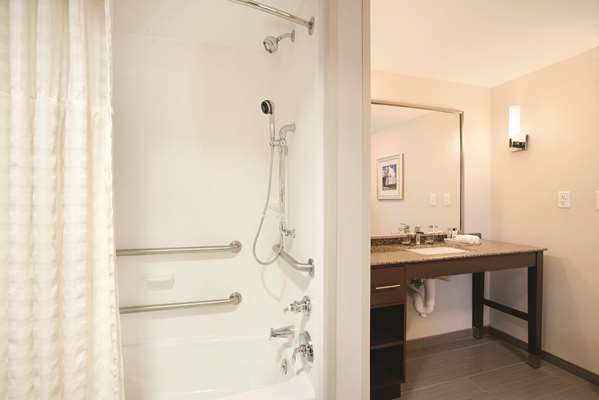 - Homewood Suites by Hilton Charlottesville