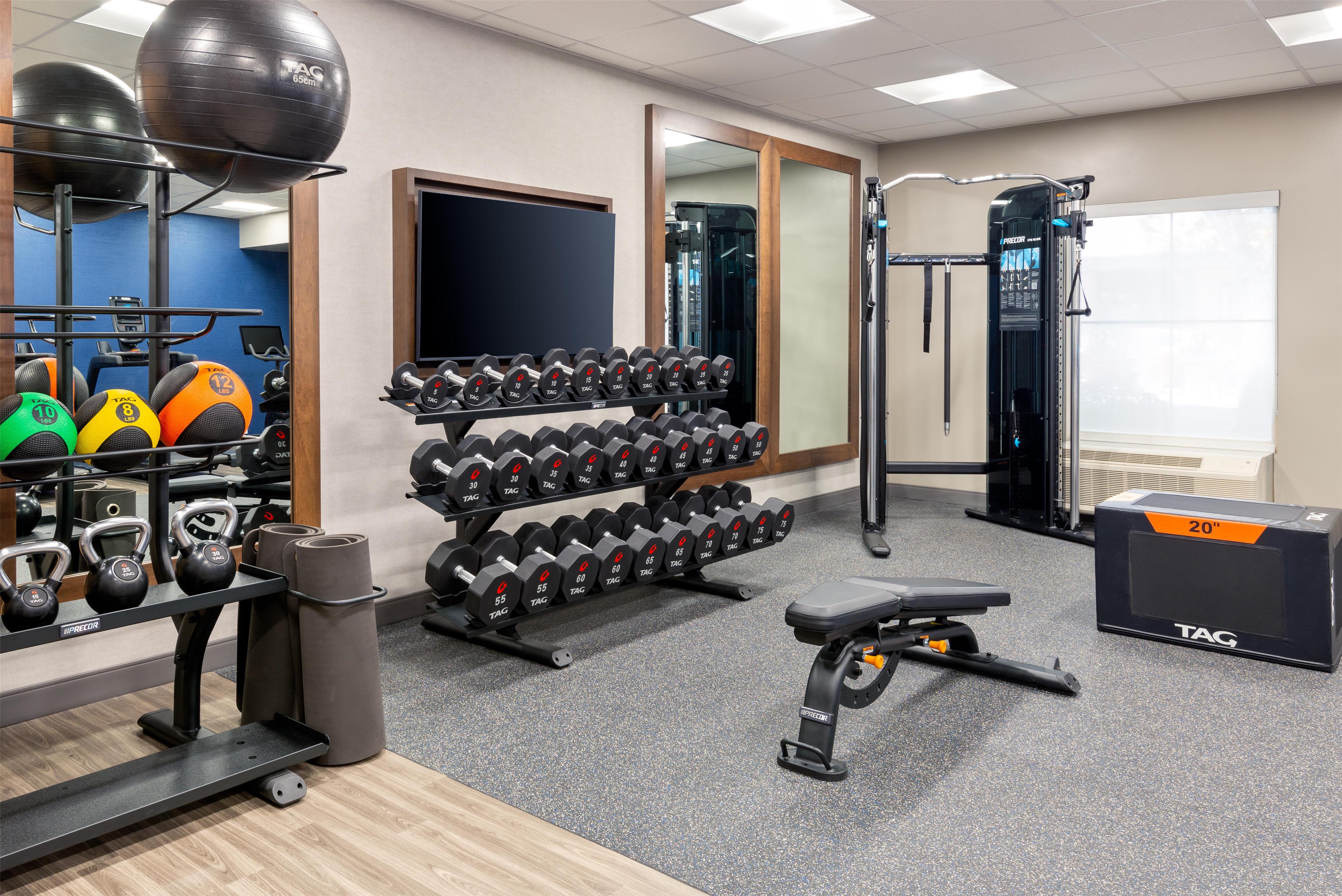 Health club fitness center gym | Hampton Inn & Suites Charlottesville-At the University