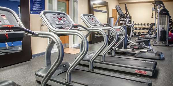 Fitness/ Exercise Room - Hampton Inn Daniel Island Charleston