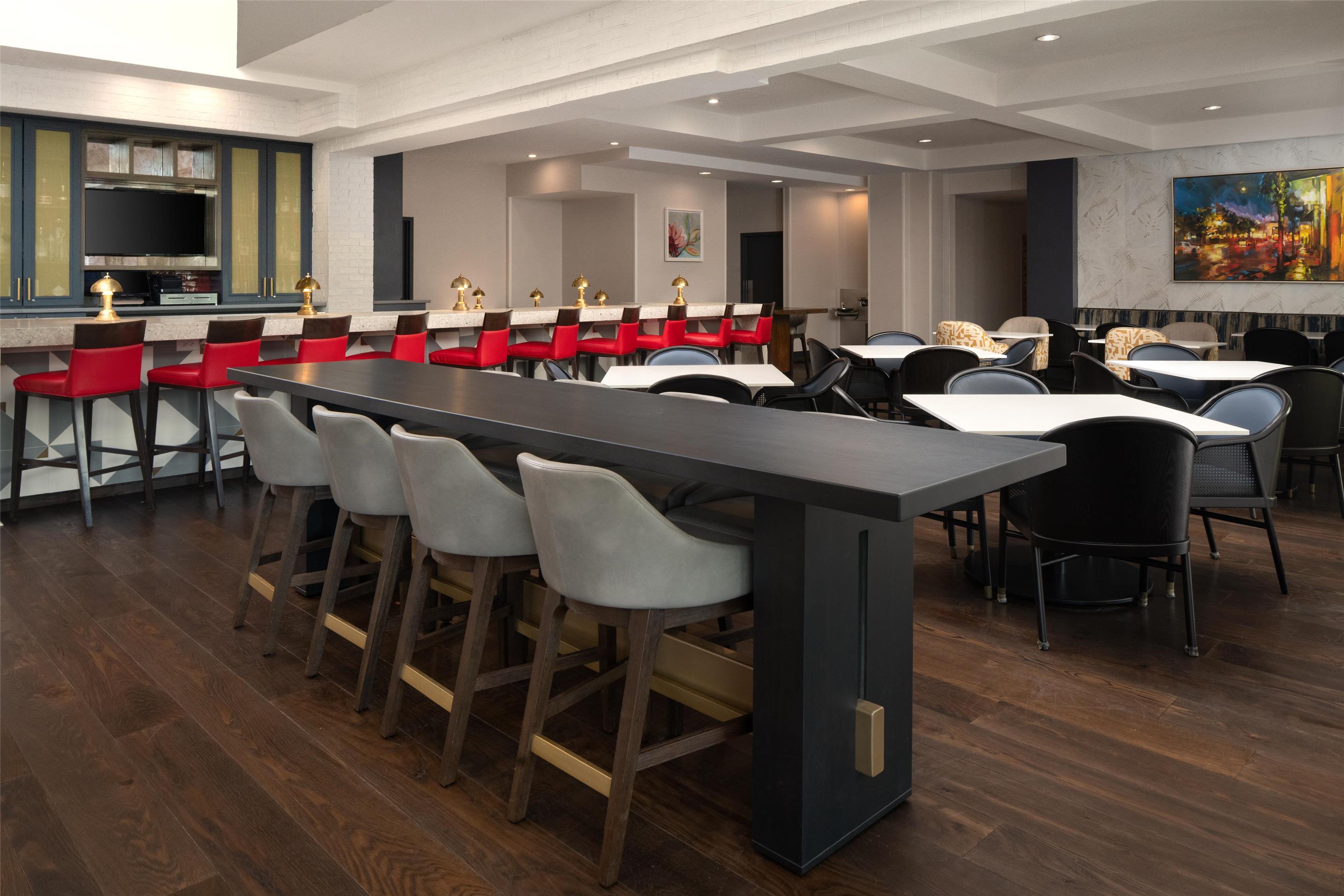 BarLounge | Hilton Garden Inn Charleston Waterfront/Downtown