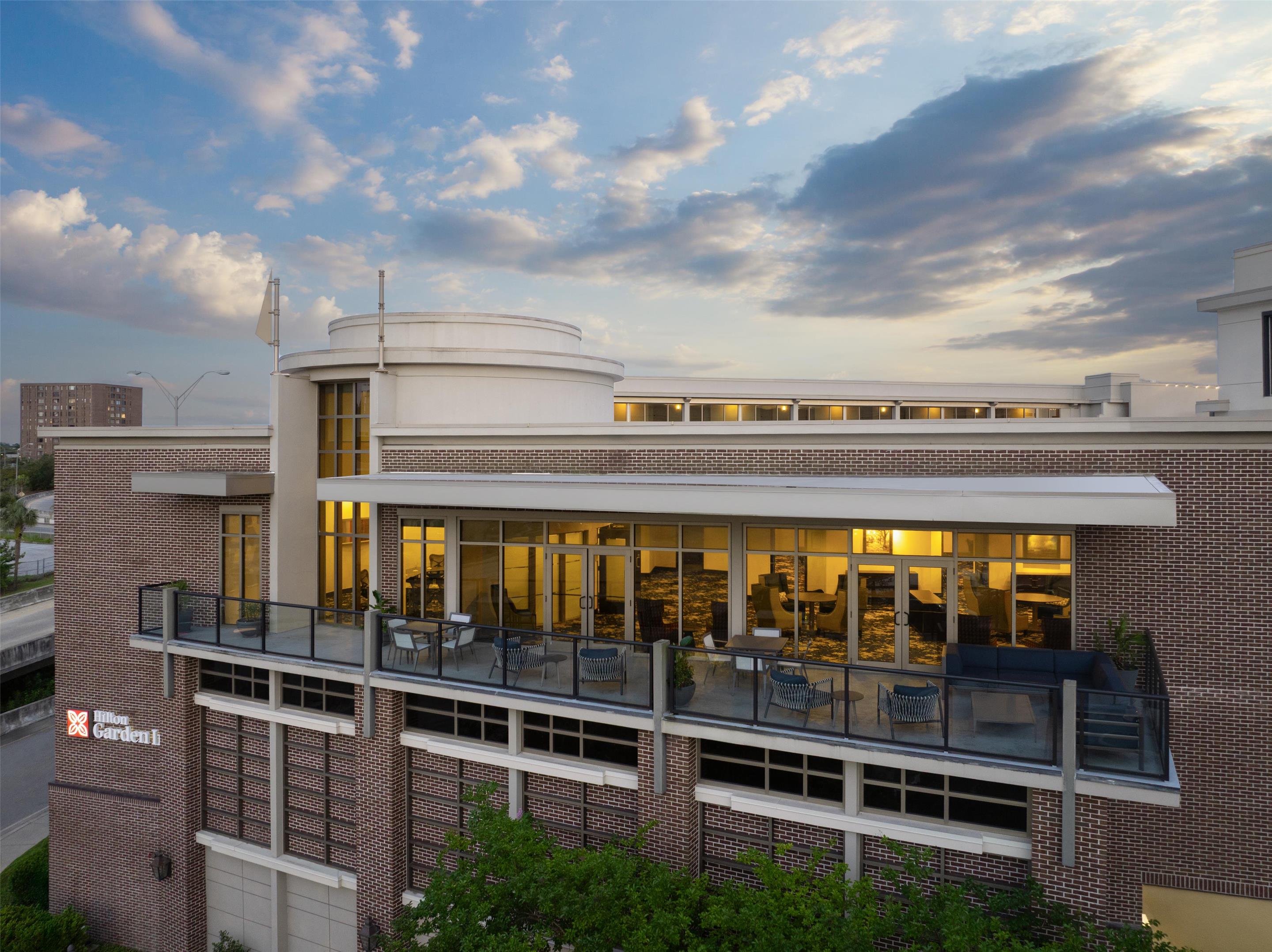 Exterior | Hilton Garden Inn Charleston Waterfront/Downtown