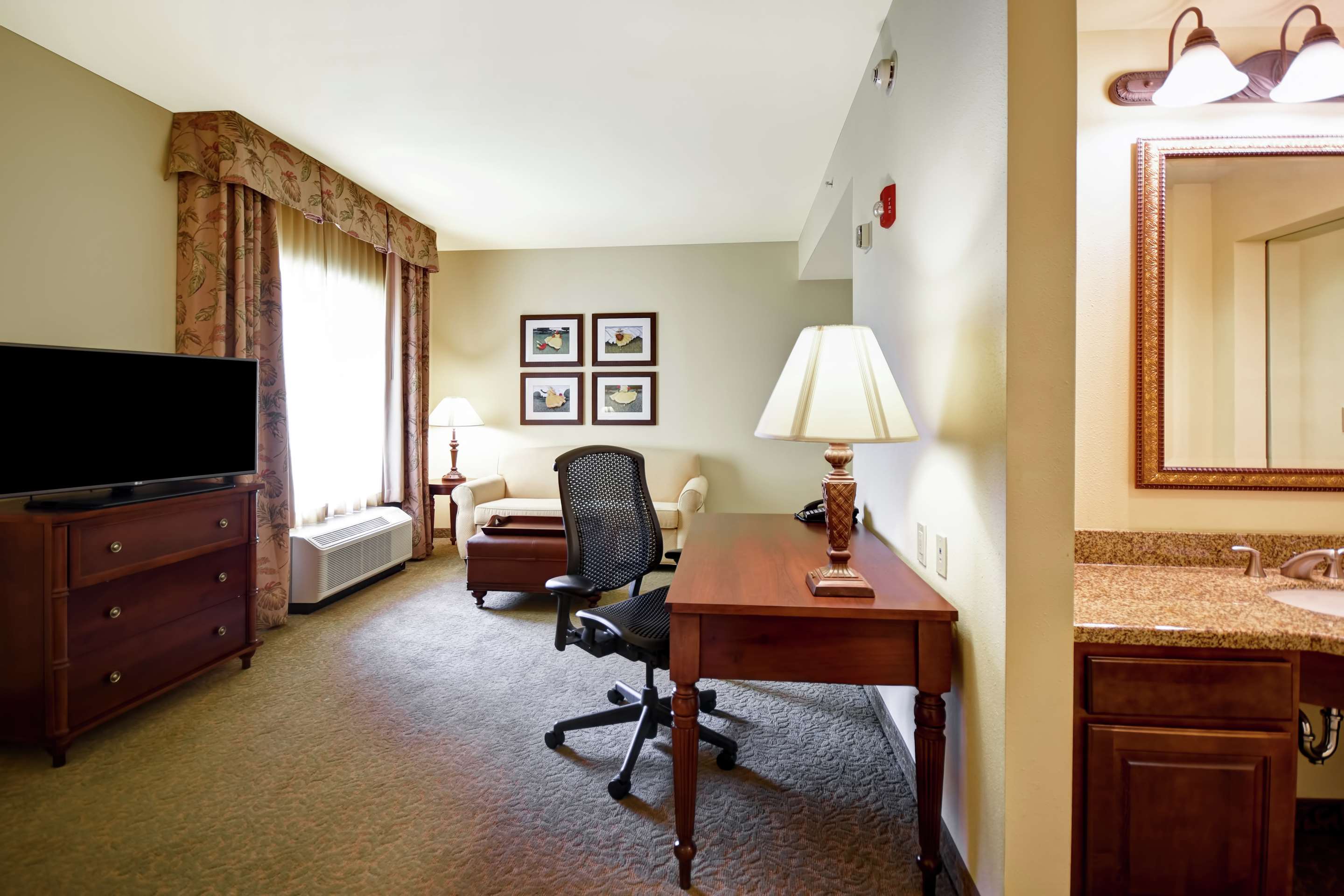 Guest room