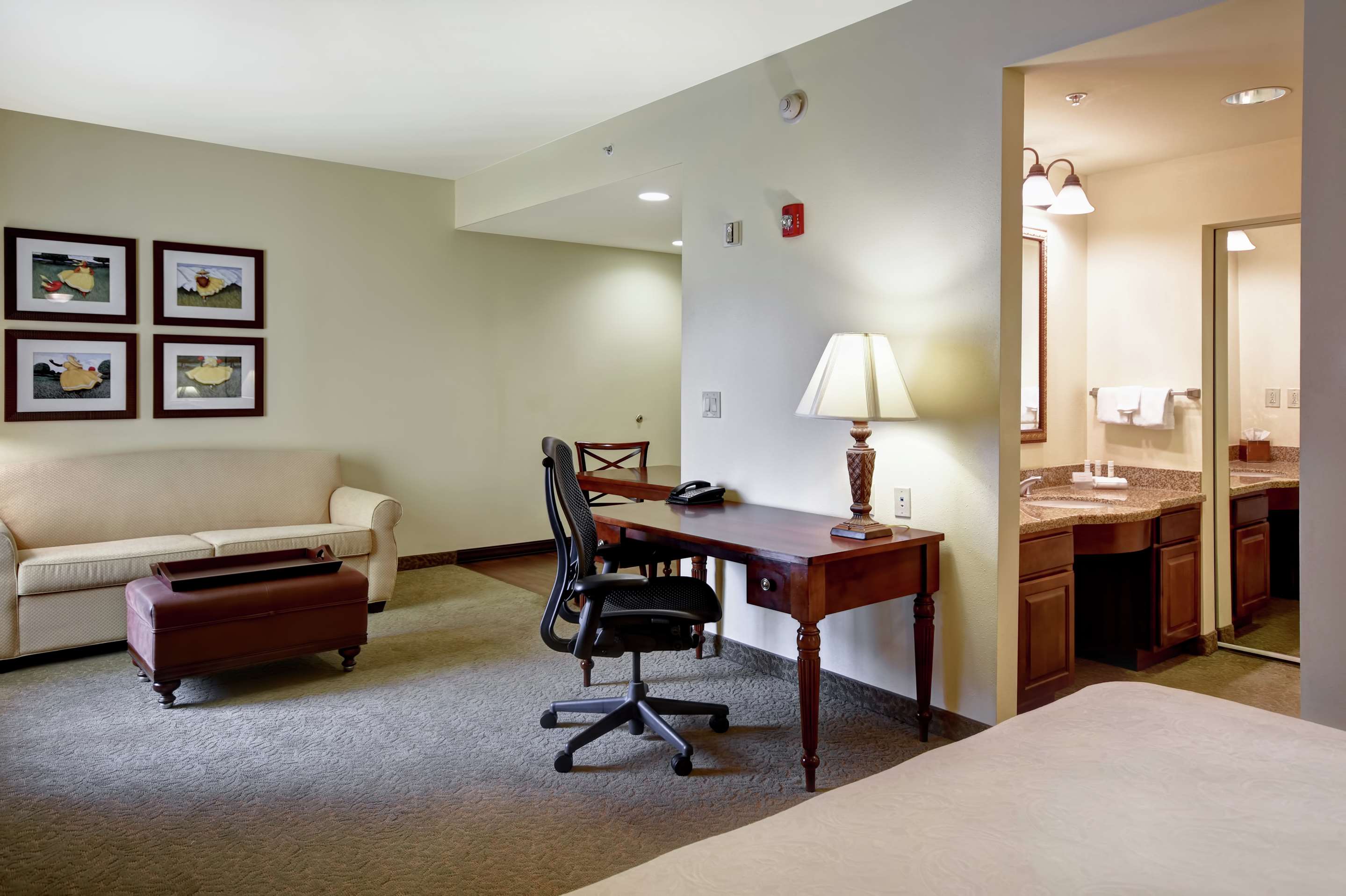 Guest room
