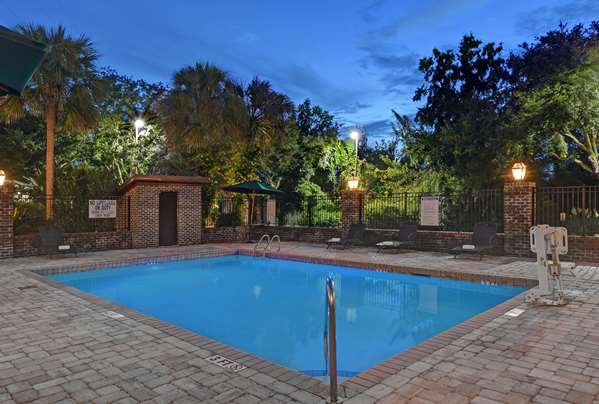 Pool - Hampton Inn Mt Pleasant