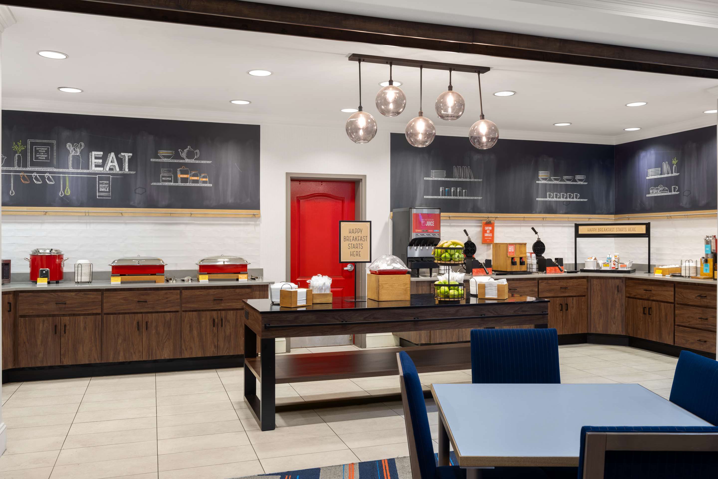 Breakfast Area | Hampton Inn Charleston North