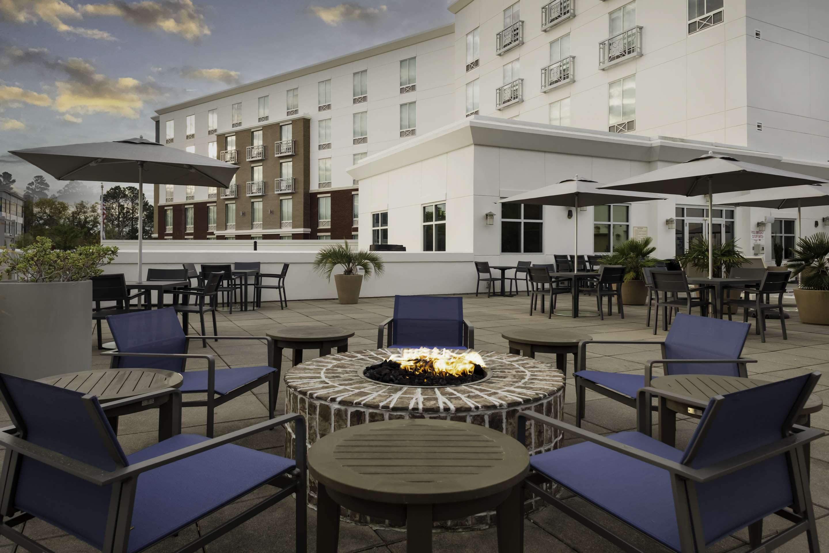 Exterior | Hilton Garden Inn Charleston / Mt. Pleasant