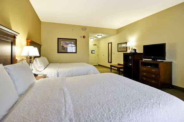  - Hampton Inn & Suites North Charleston - I-26, Exit 205B