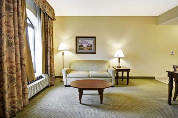  - Hampton Inn & Suites North Charleston - I-26, Exit 205B