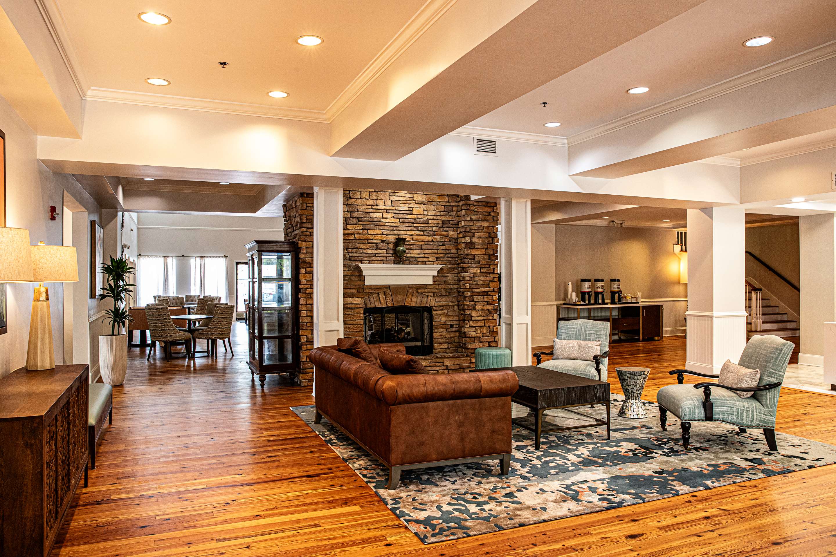 Lobby | Hampton Inn & Suites Charleston/West Ashley