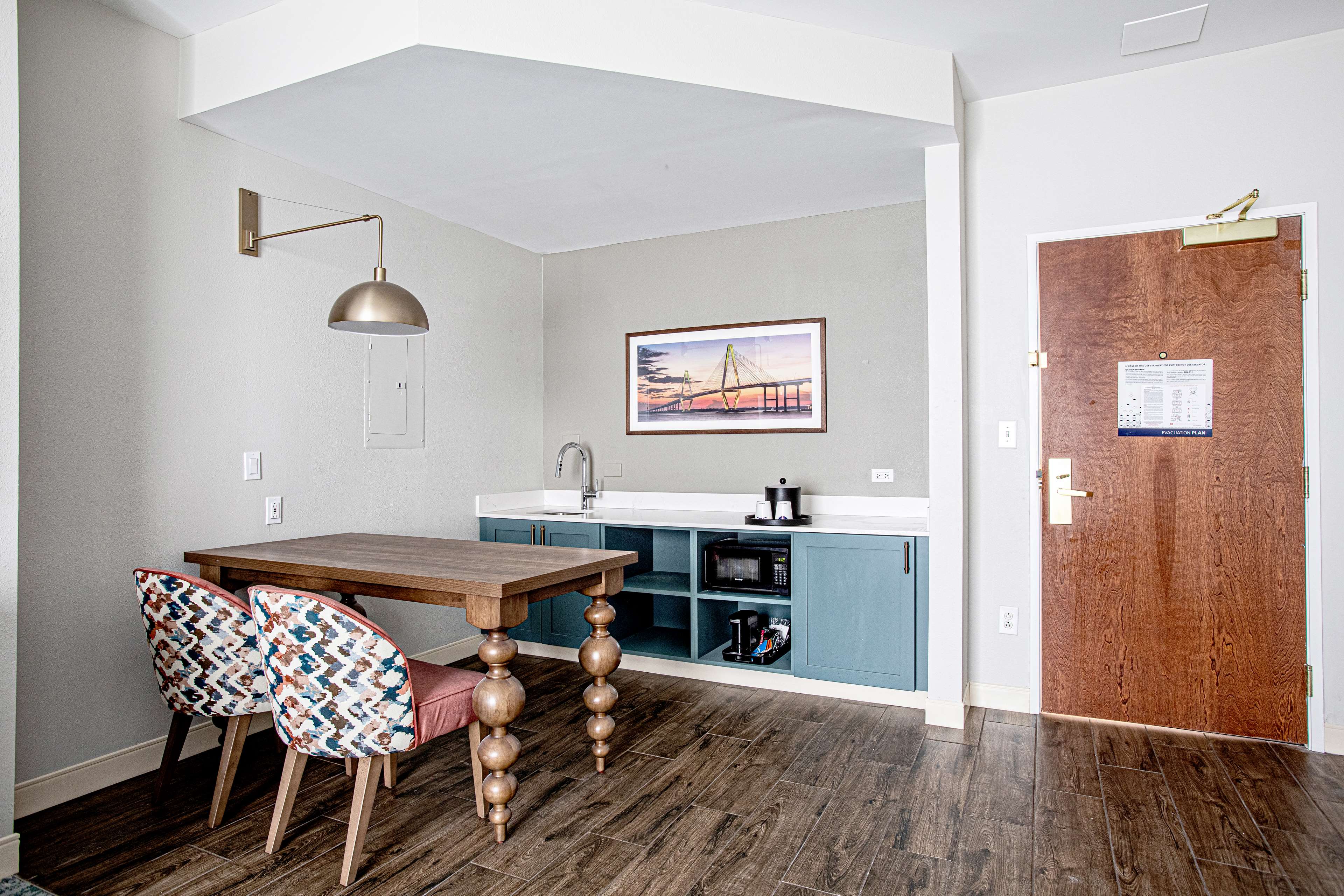 Hampton Inn & Suites Charleston/West Ashley Room Type - 1 KING 1BDRM SUITE