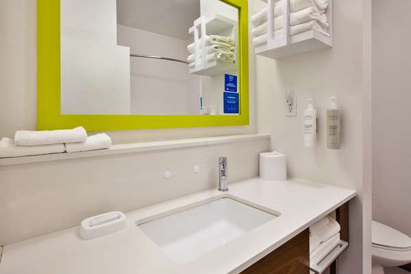  - Hampton Inn Clarion - I-80, Exit 62