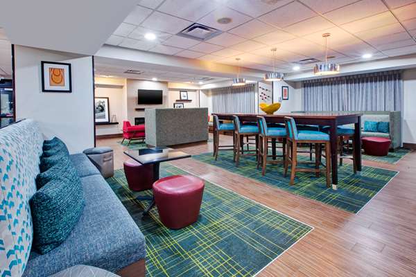  - Hampton Inn Clarion - I-80, Exit 62
