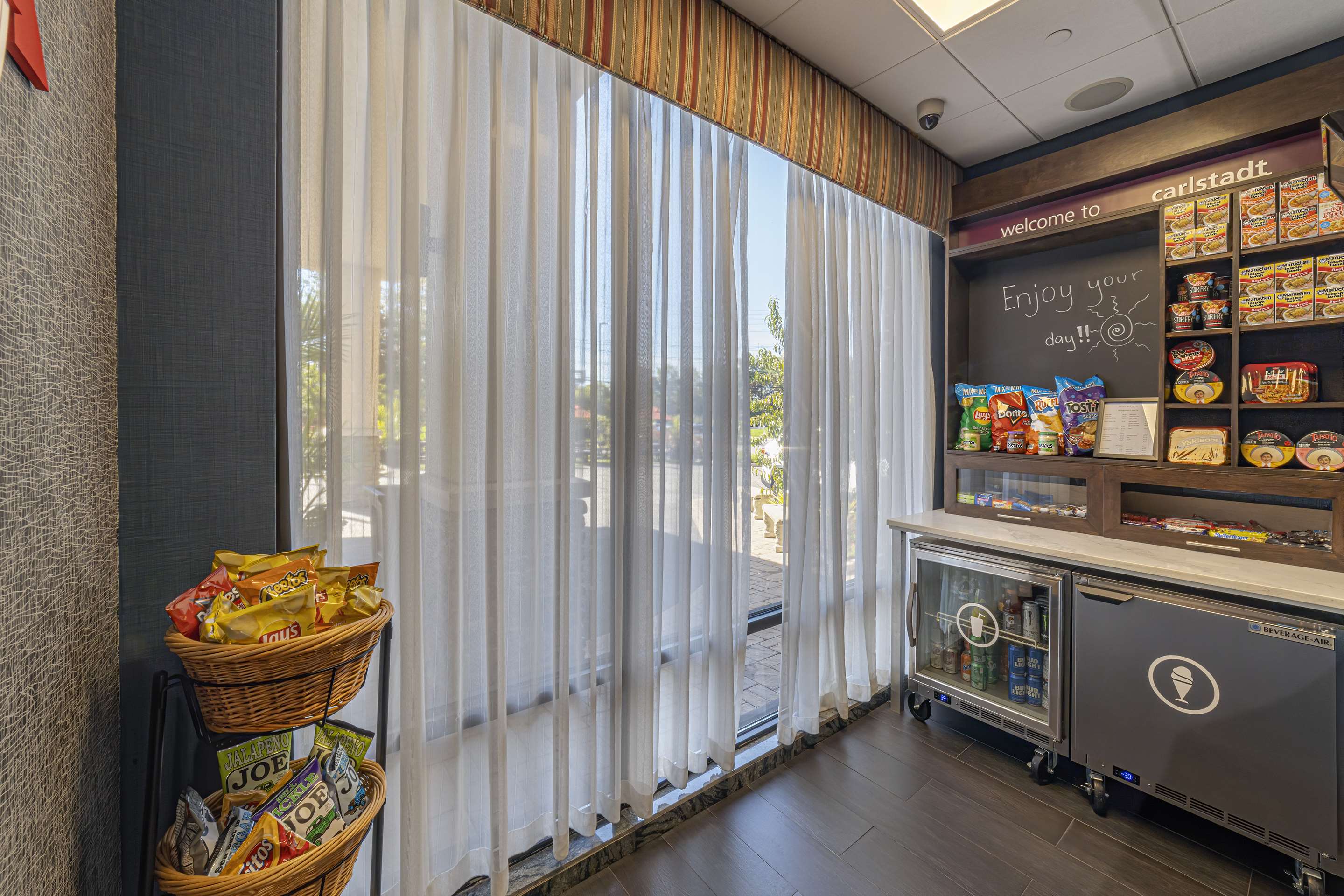 Restaurant | Hampton Inn Carlstadt-At The Meadowlands