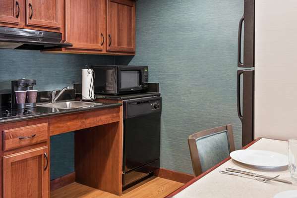  - Homewood Suites by Hilton Beachwood - I-271, Exit 29