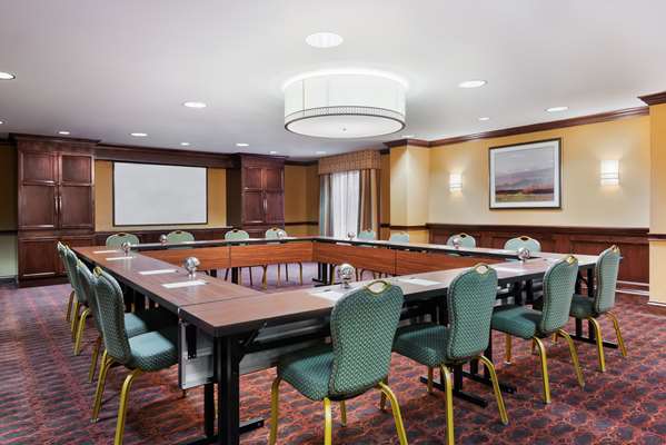  - Hampton Inn & Suites Beachwood - I-271, Exit 29