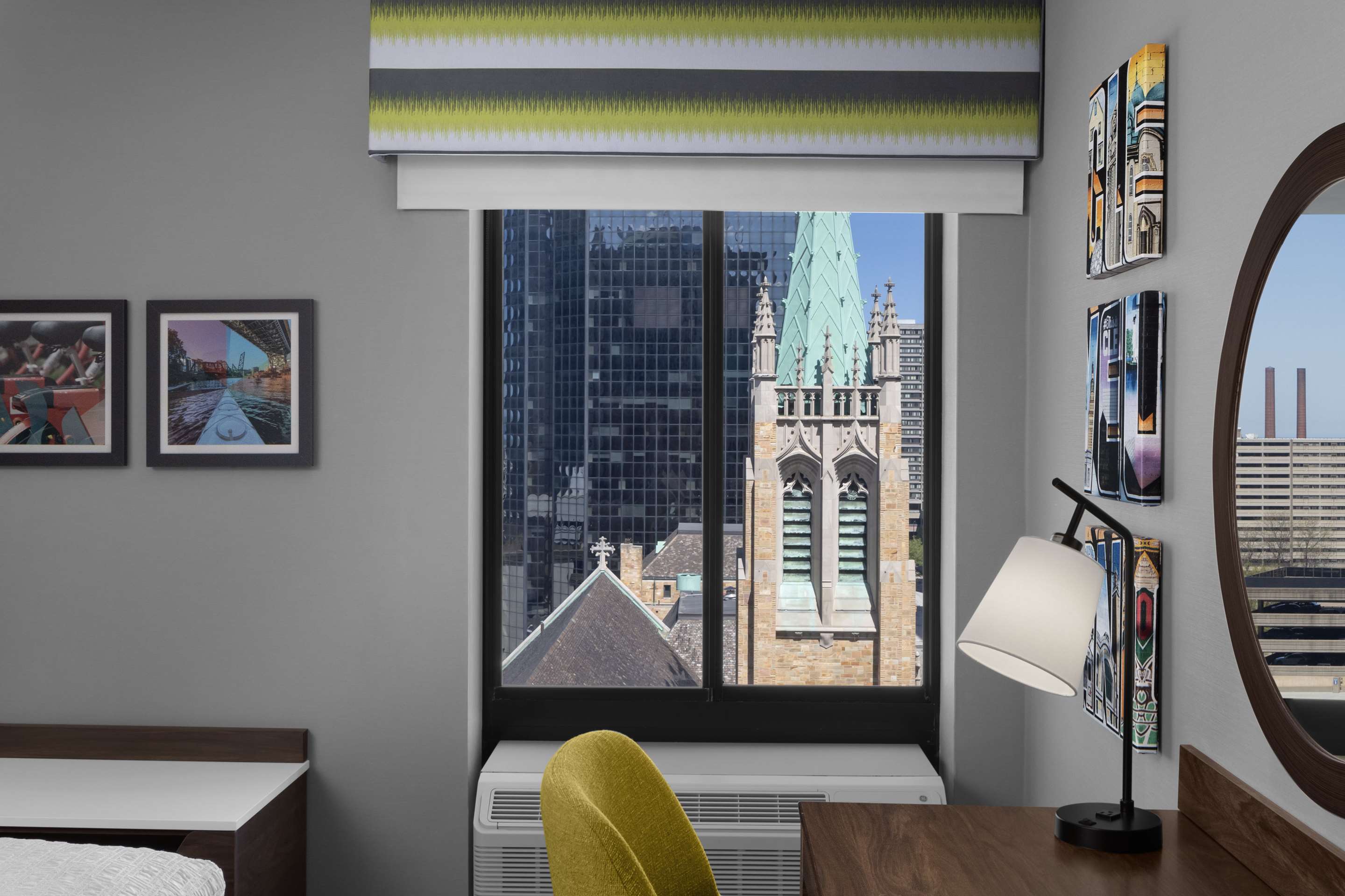 Guest room
