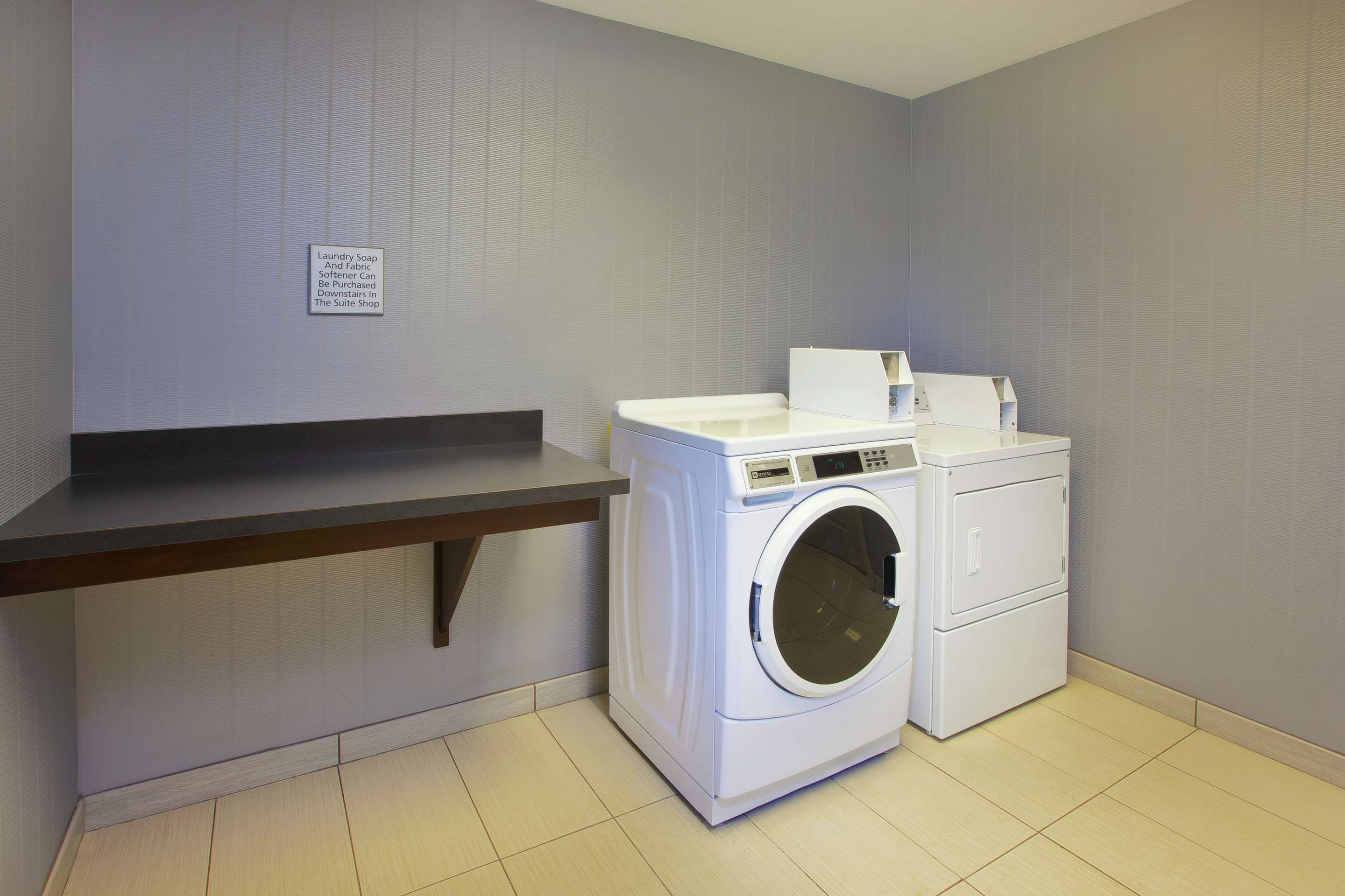Property amenity | Hampton Inn & Suites Elyria