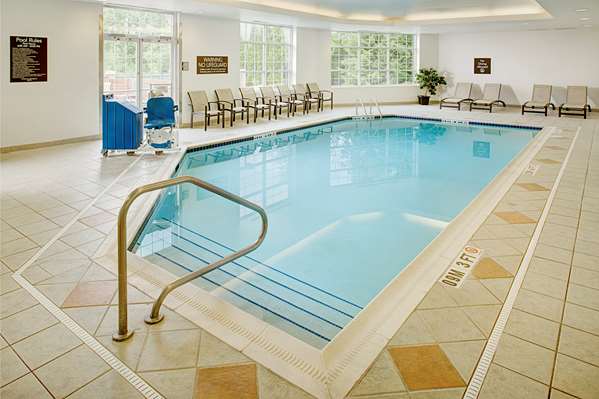 Pool - Homewood Suites by Hilton Solon