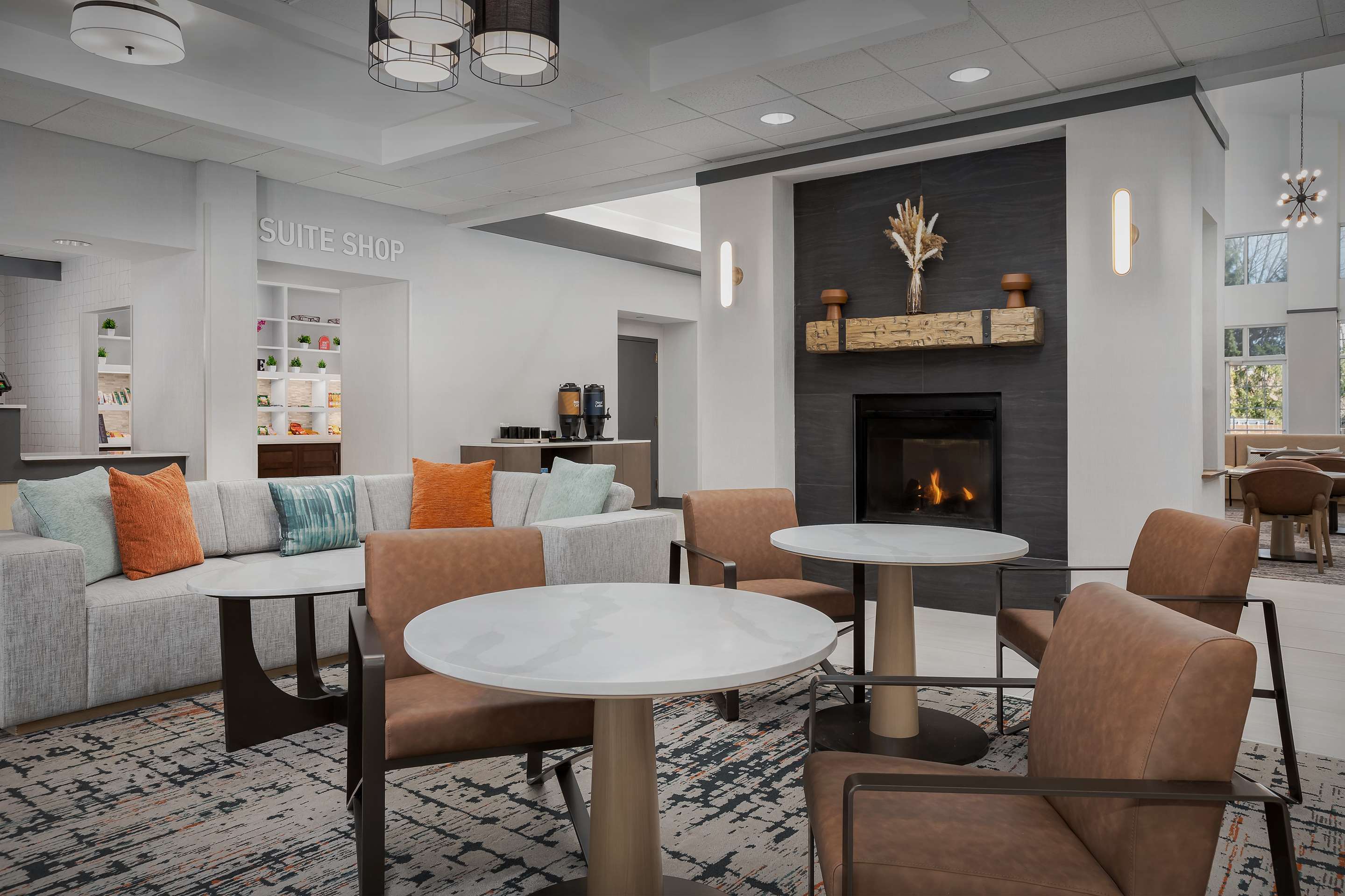 Lobby | Homewood Suites by Hilton Cleveland-Solon