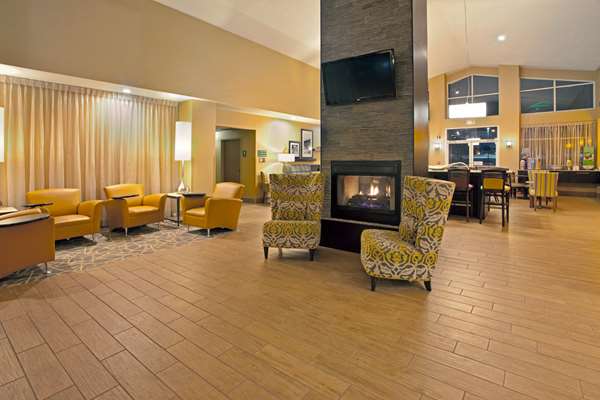  - Hampton Inn & Suites Independence