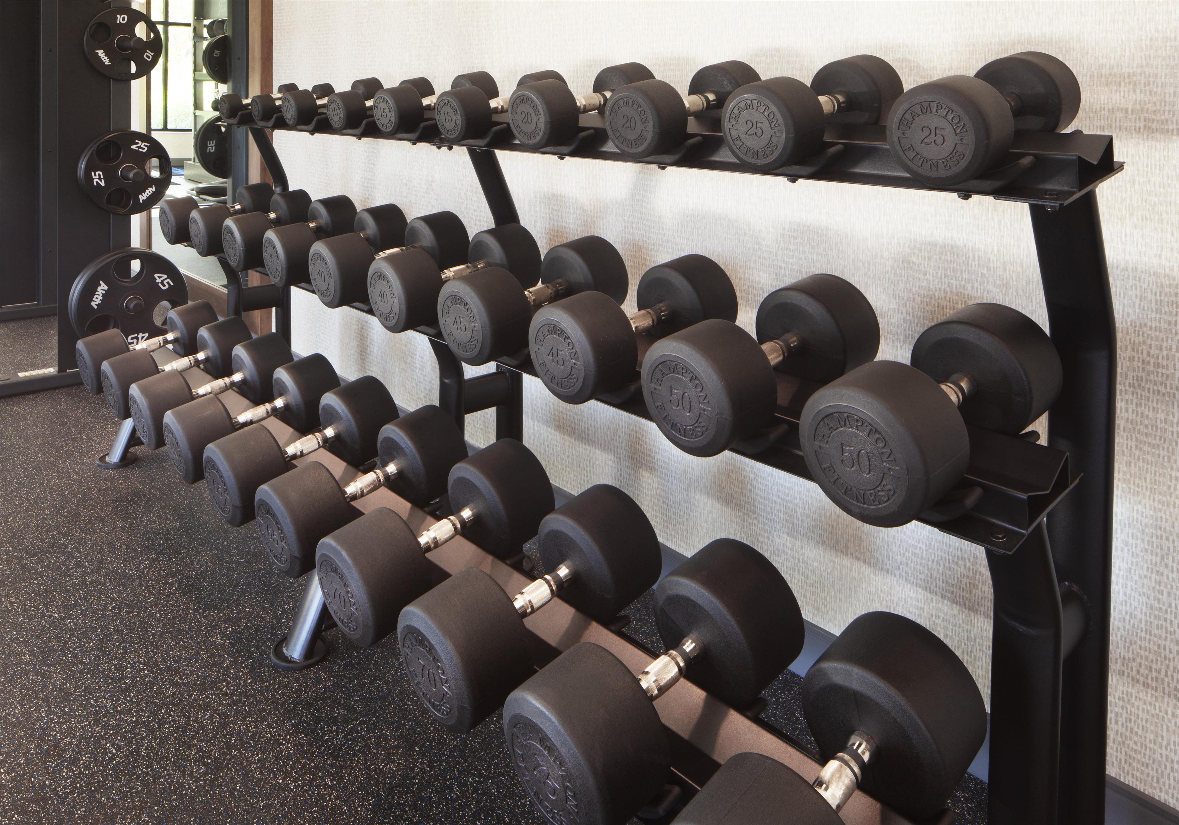 Health club fitness center gym | Hampton Inn & Suites Cleveland Mentor