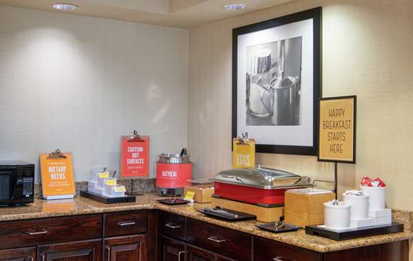 Restaurant - Hampton Inn Solon