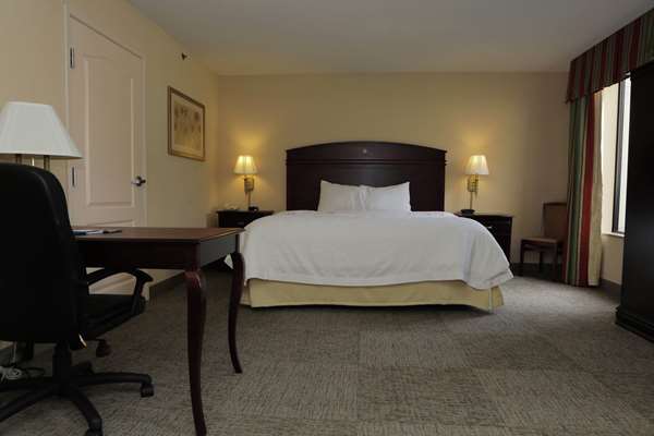  - Hampton Inn Clinton