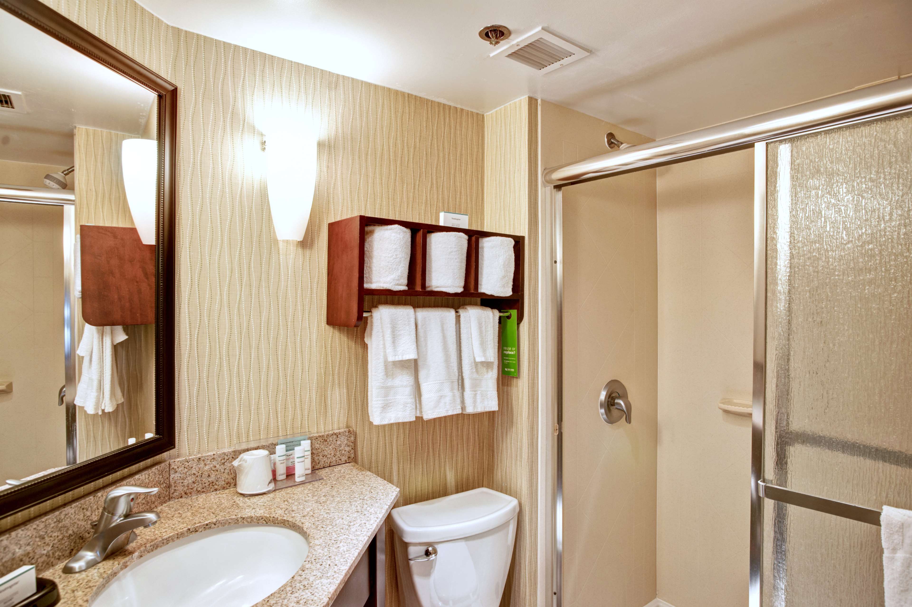Hampton Inn College Station Room Type - 1KG STUDY W SOFABED NOSMOK