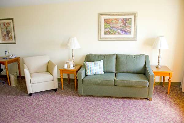  - Hampton Inn & Suites College Station