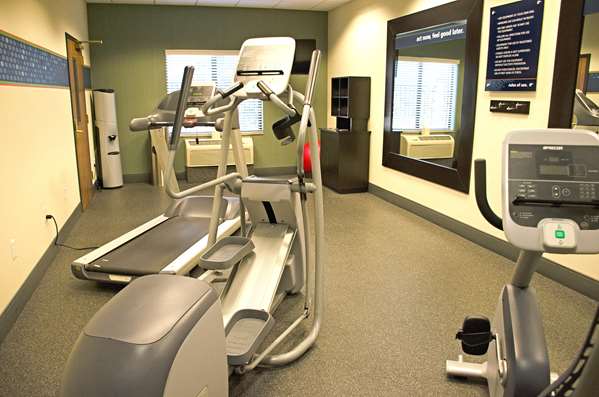 Fitness/ Exercise Room - Hampton Inn & Suites College Station
