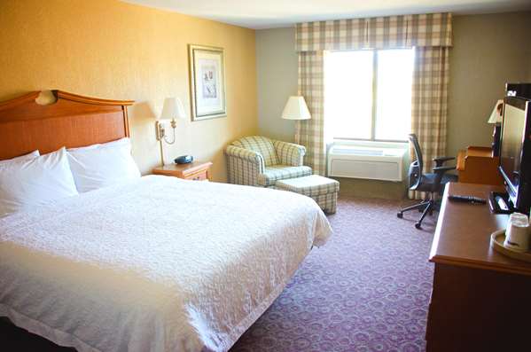  - Hampton Inn & Suites College Station