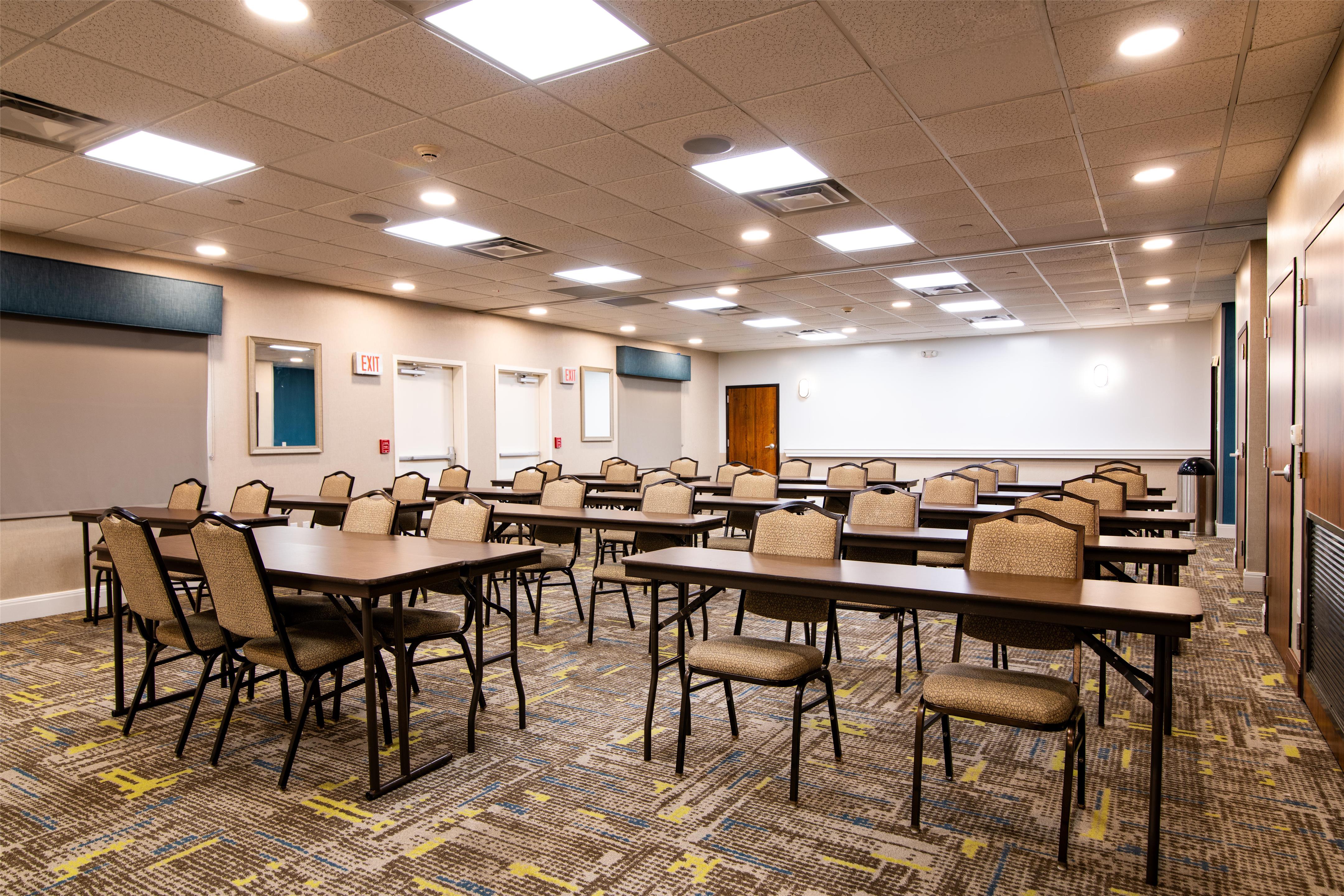Meeting Room | Hampton Inn & Suites College Station
