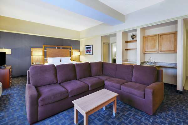  - Hampton Inn Clinton - I-78, Exit 15