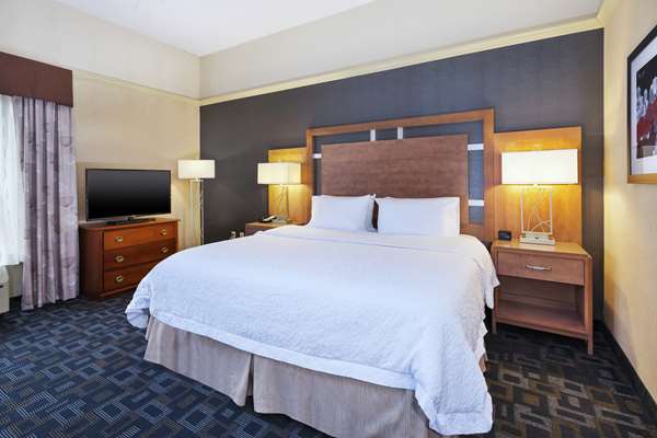  - Hampton Inn Clinton - I-78, Exit 15