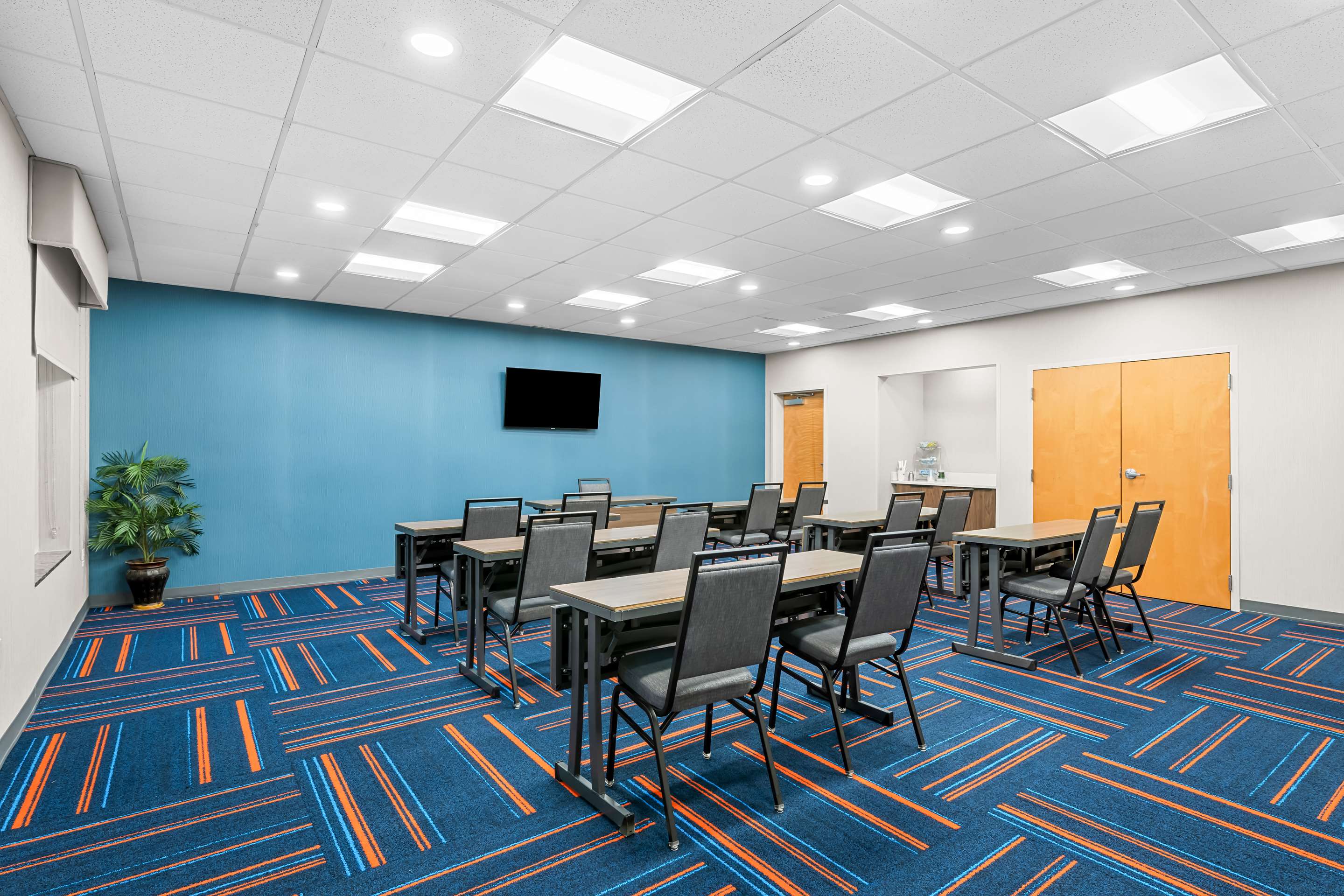 Meeting Room | Hampton Inn & Suites Charlotte Airport