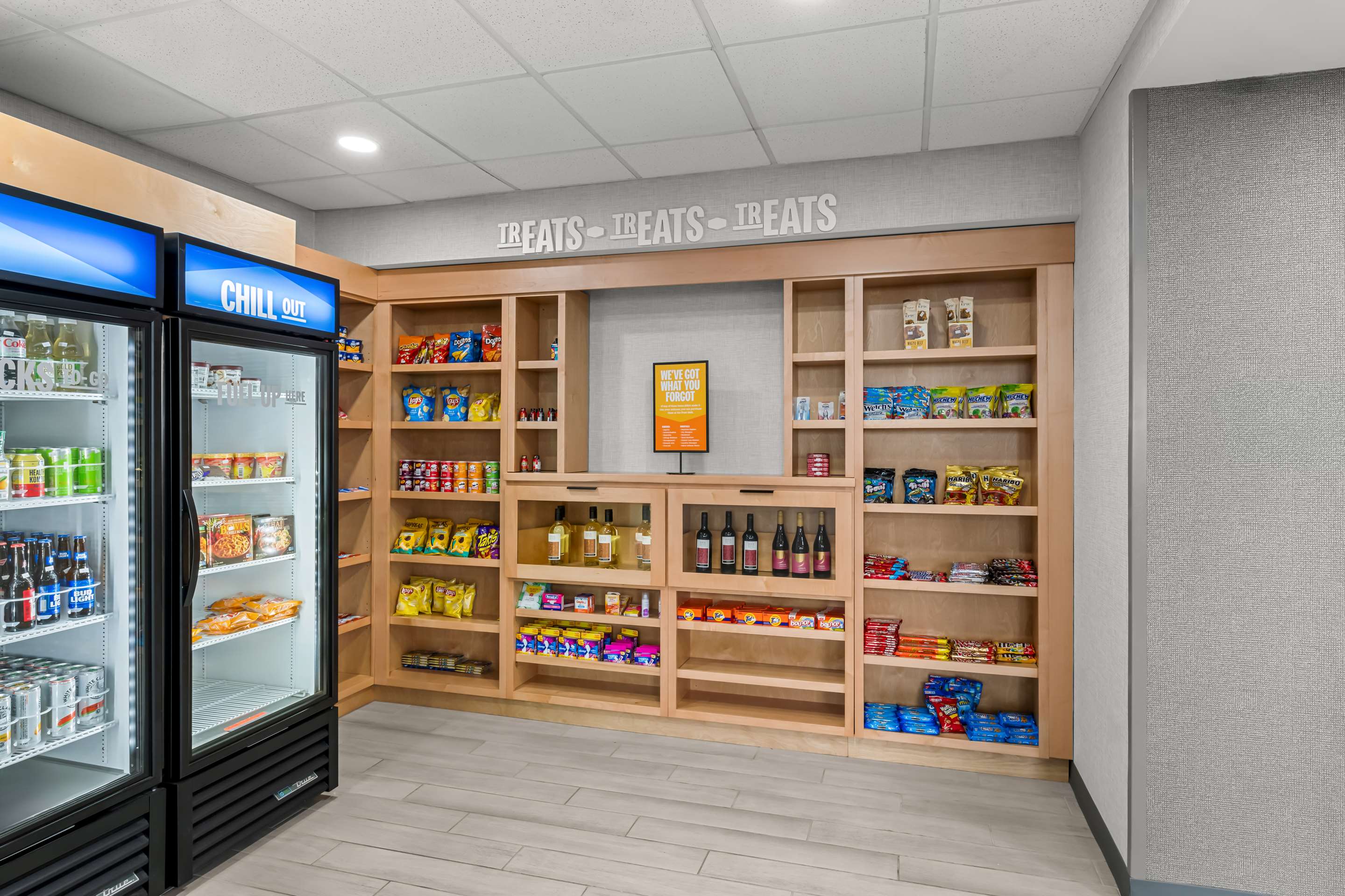 Restaurant | Hampton Inn & Suites Charlotte Airport