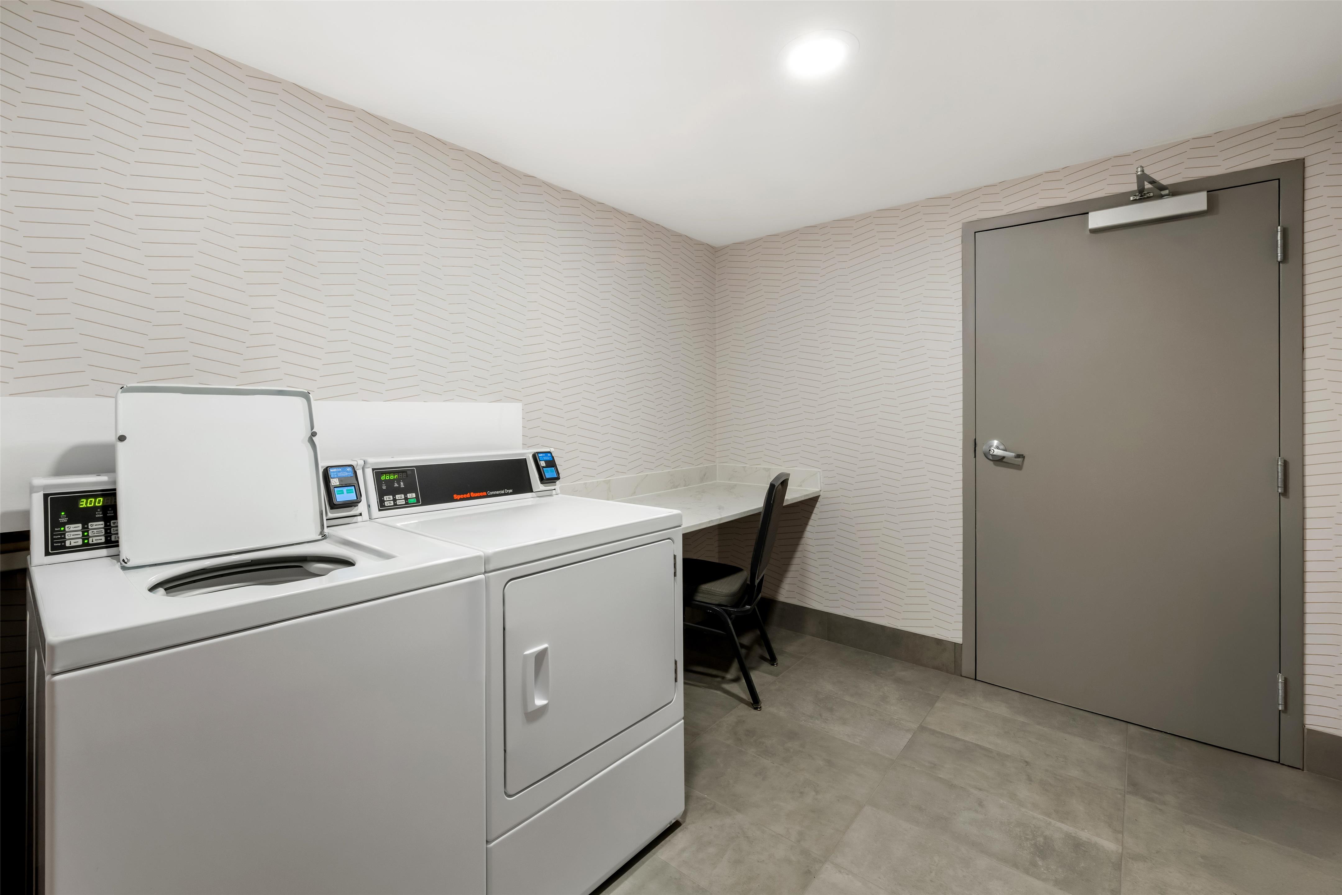 Laundry | Hampton Inn & Suites Charlotte Airport