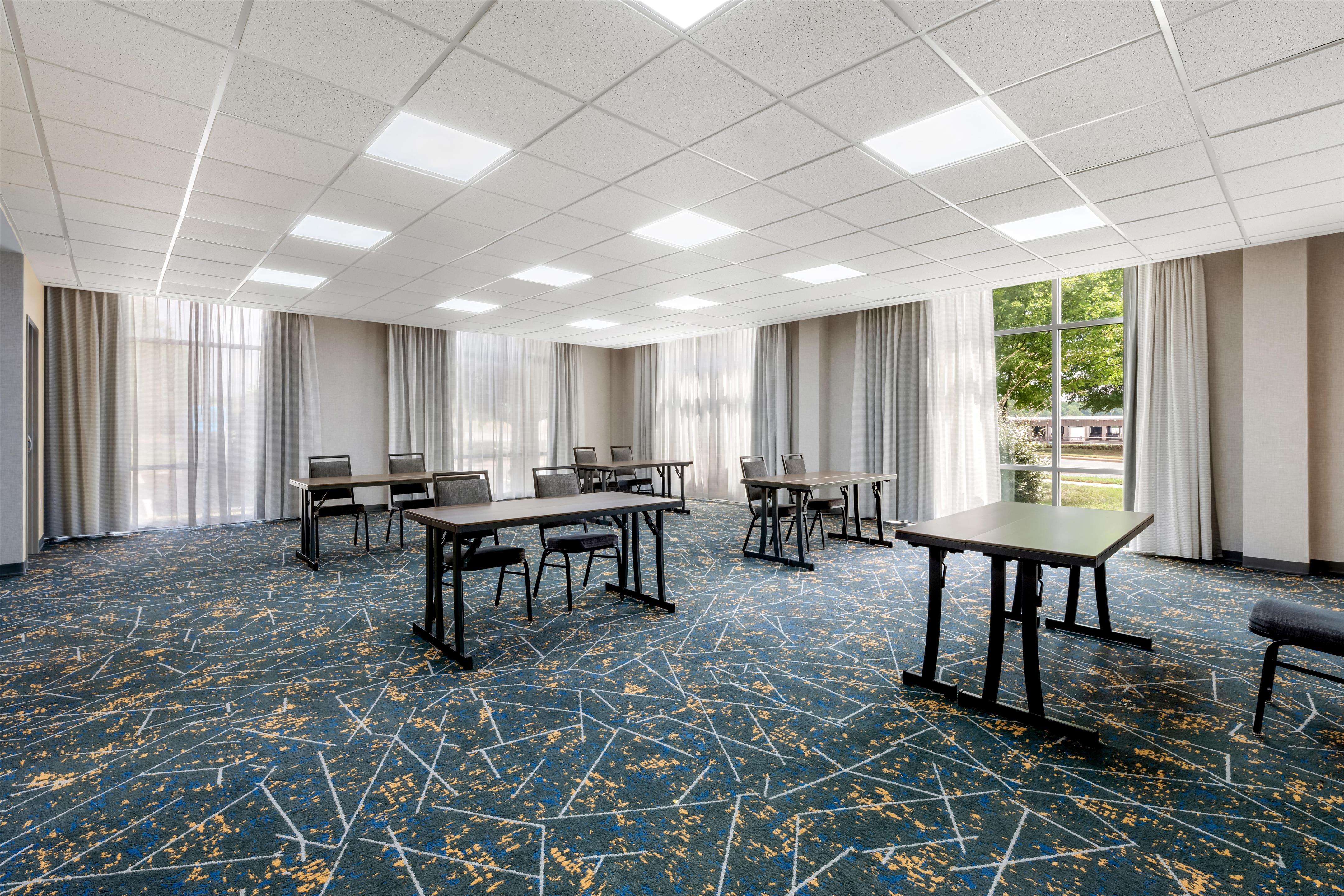 Meeting Room | Hampton Inn & Suites Charlotte Airport
