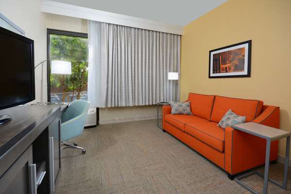  - Hampton Inn Cornelius - I-77, Exit 28