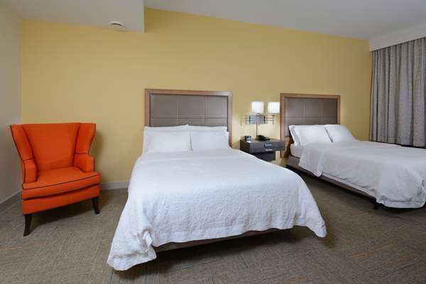  - Hampton Inn Cornelius - I-77, Exit 28