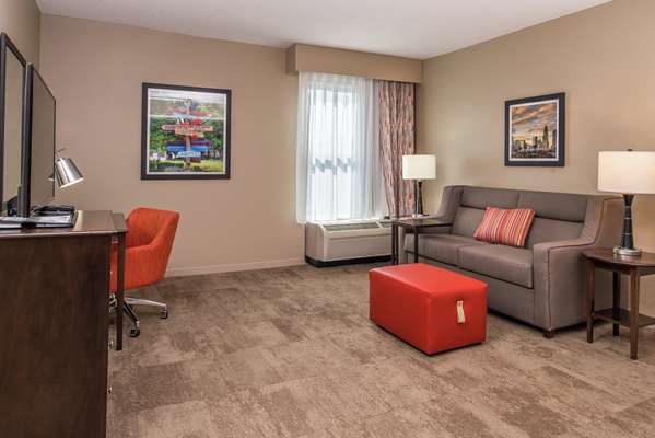  - Hampton Inn & Suites Arrowood Charlotte - I-77, Exit 3