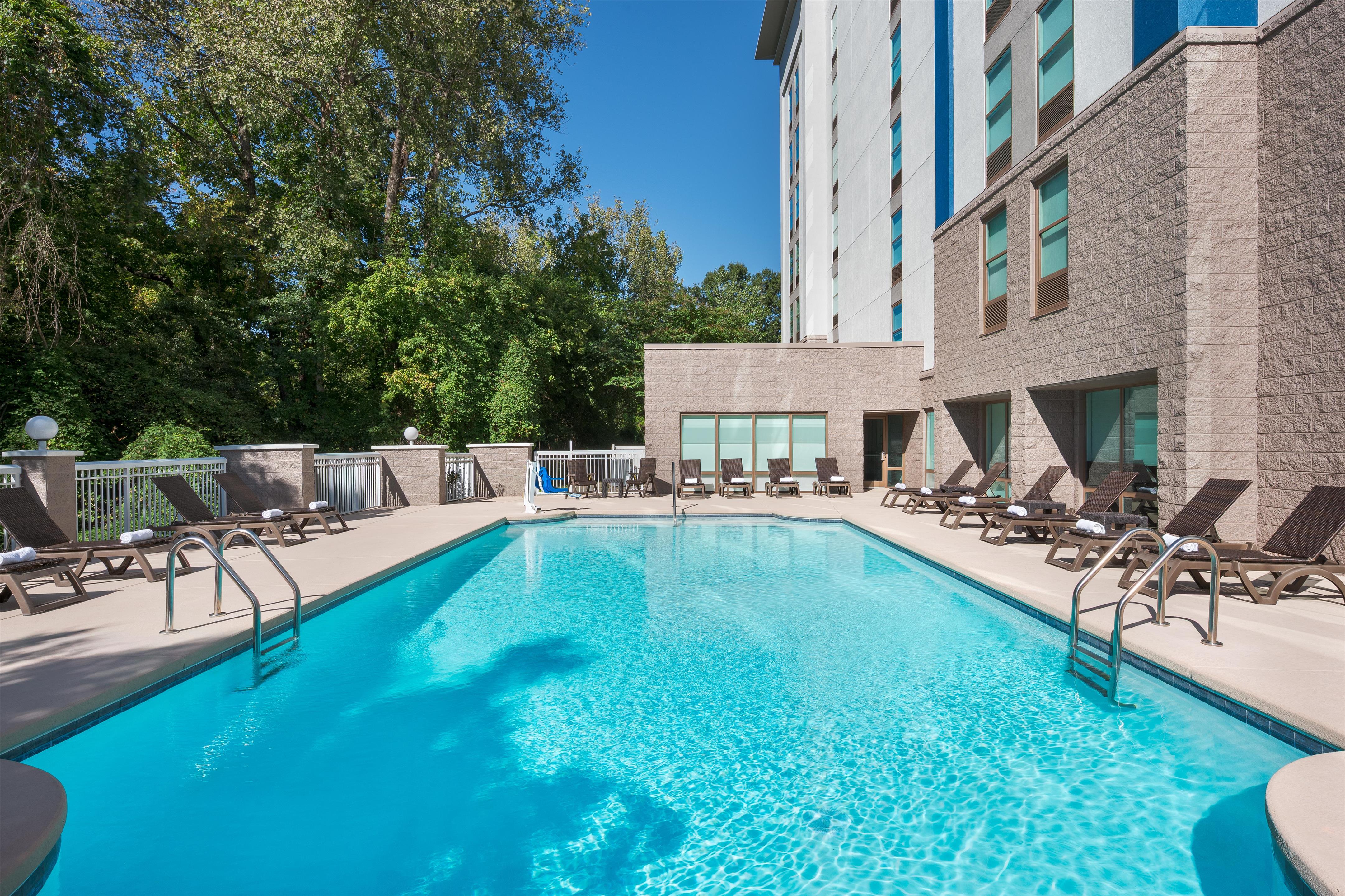 Pool | Hampton Inn & Suites Charlotte-Arrowood Rd.