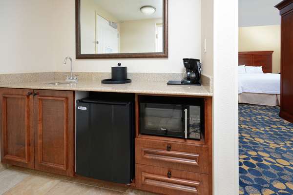  - Hampton Inn & Suites Huntersville - I-77, Exit 23