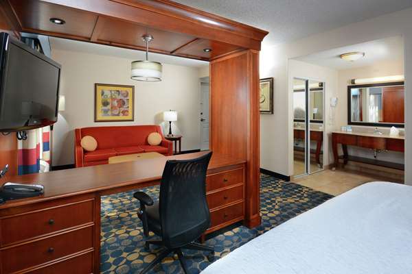  - Hampton Inn & Suites Huntersville - I-77, Exit 23